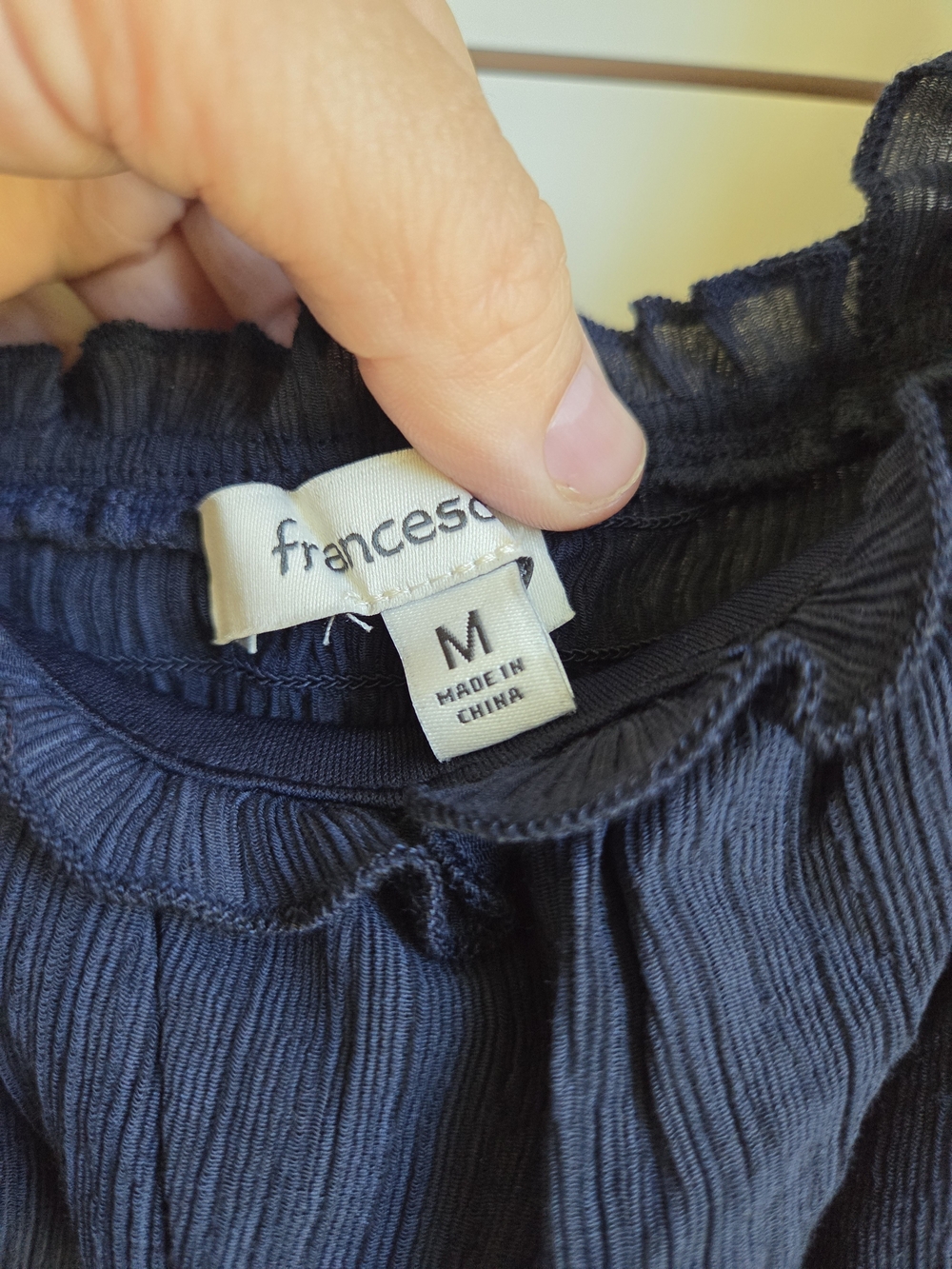 Francesca's Robin Ruched Top - Picture 9 of 11
